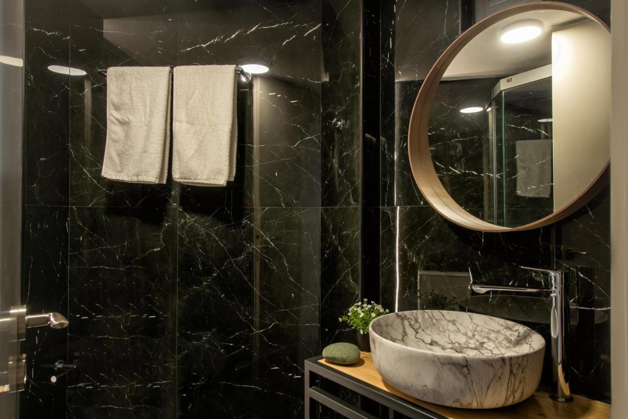 Archipelagos Apt In The Heart Of The City Heraklion Exteriör bild